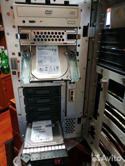 Сервер HP Proliant ML 150