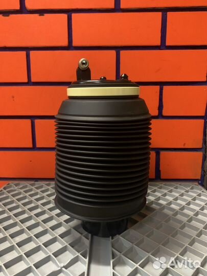 Пневмоподушка Land Cruiser оригинал