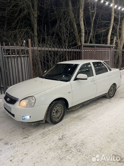 LADA Priora 1.6 МТ, 2009, 323 000 км