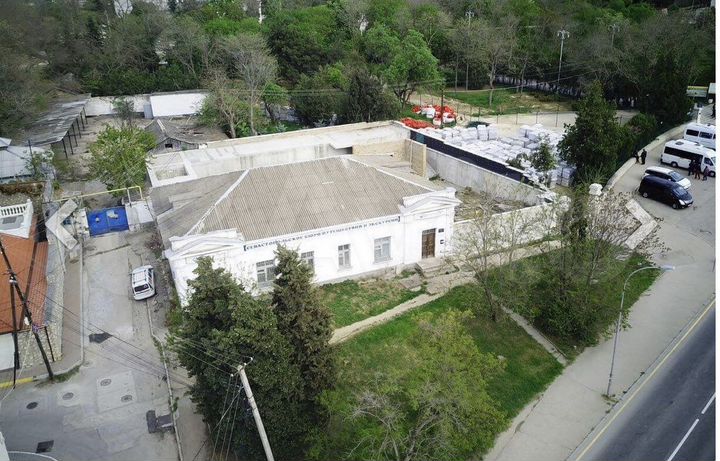 Нежилое помещение, 750.6 м²