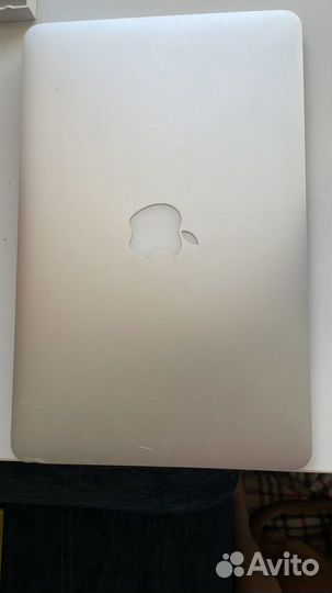 Apple MacBook Air 11 2014