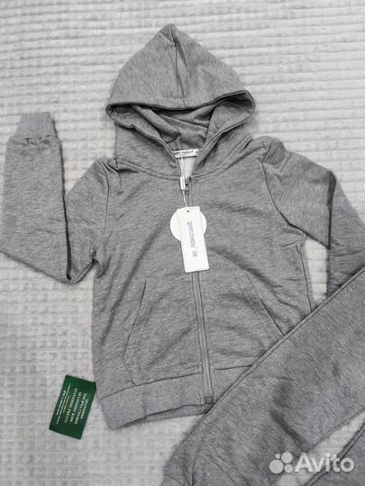 Спортивный костюм детский новый 128,168