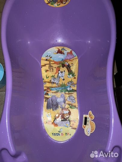 Ванночка для купания с подставкой и термометром