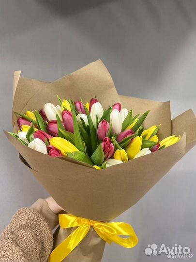 Букет из 41 тюльпана микс