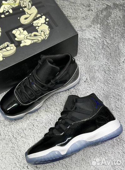 Nike air Jordan 11 retro space jam