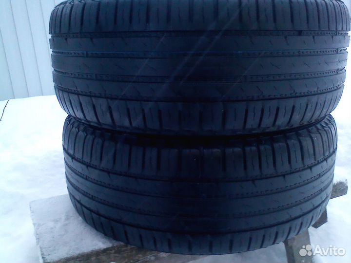 Nokian Tyres Hakka Blue 235/55 R17