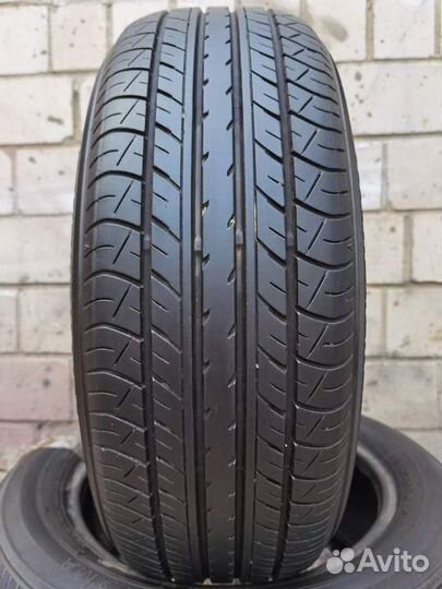 Yokohama dB Decibel E70 215/60 R16 88H