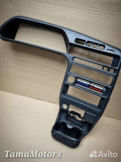 Центральная консоль Ваз 2114 с подстаканниками