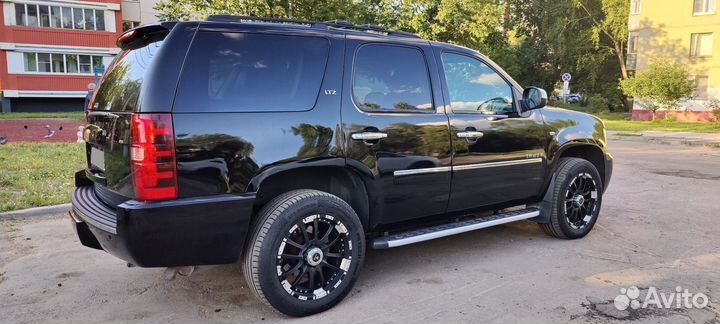 Chevrolet Tahoe 5.3 AT, 2012, 289 000 км