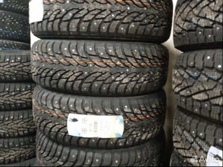 Nokian Tyres Hakkapeliitta 9 SUV 215/65 R17 103T