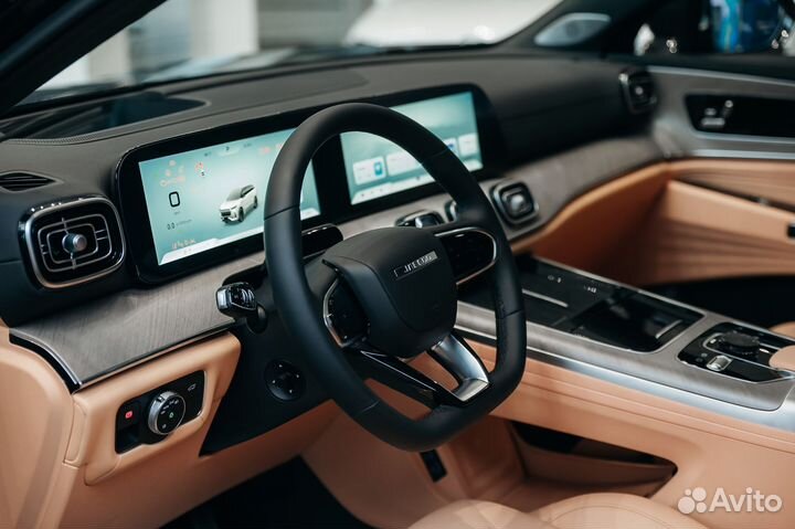 JAECOO J8 2.0 AMT, 2024