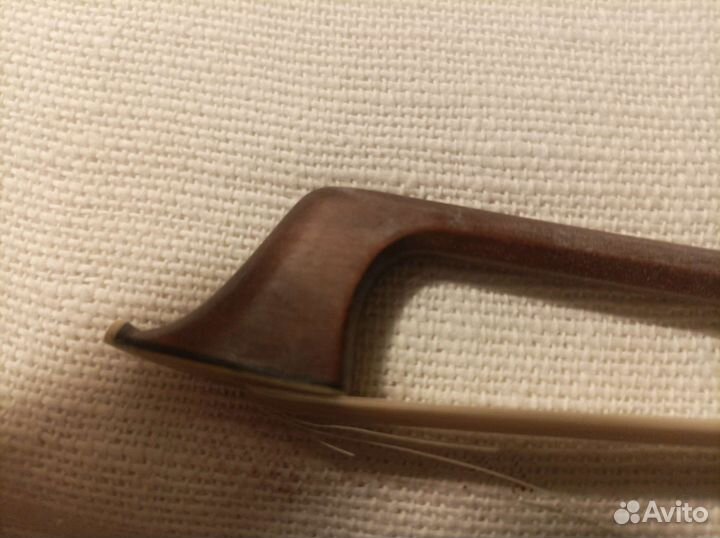 Виолончельный смычок