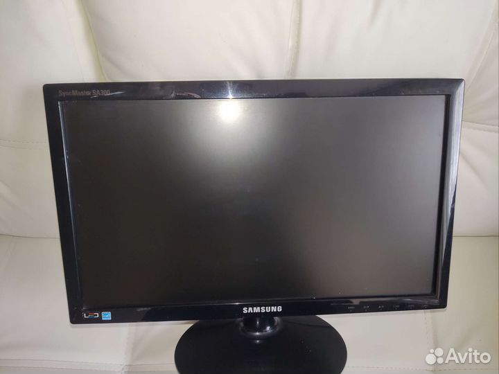 Монитор Samsung syncmaster SA300