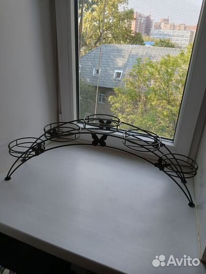 Подставка для цветов на подоконник