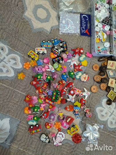 Пуговицы, кабошоны, ленты