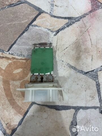 Резистор печки Renault Logan седан 1.6 K4MC697 (84