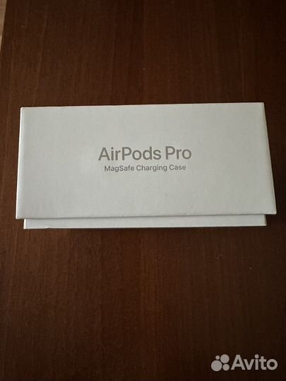 Коробка от airpods pro