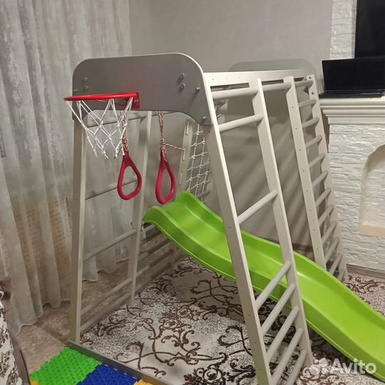 Детский спортивный уголок