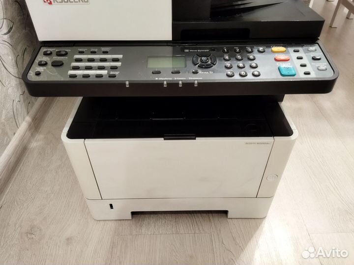 Мфу Kyocera m2040dn