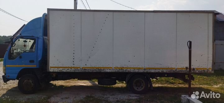 Isuzu Elf (N-series), 2008