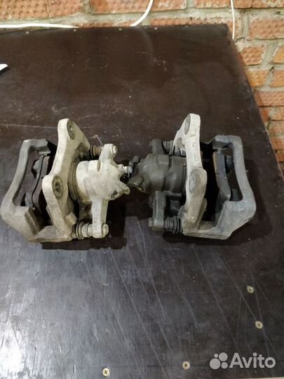 Суппорт задний Range Rover sport