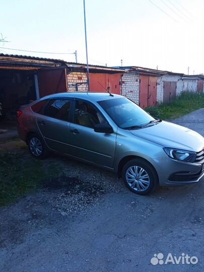 LADA Granta 1.6 МТ, 2019, 90 000 км