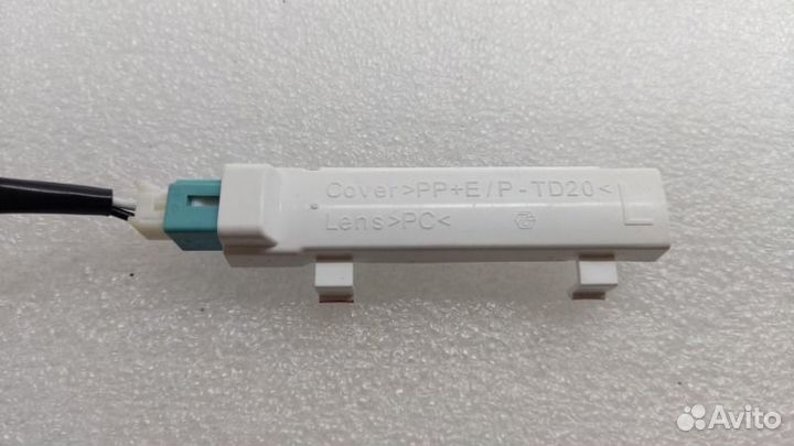 Плафон салонный левый Toyota Camry XV70 A25afks