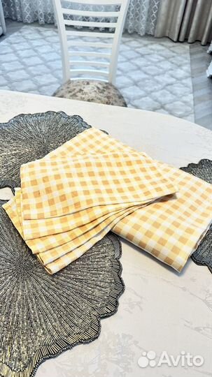 Скатерть, салфетки, полотенца