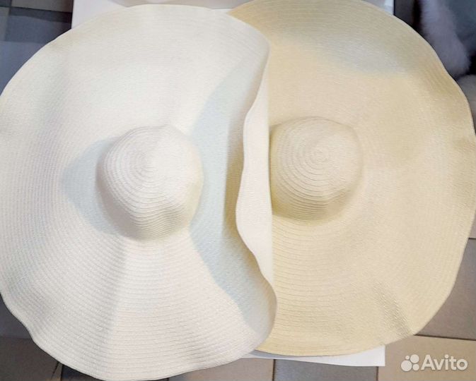 Шляпа с широкими полями