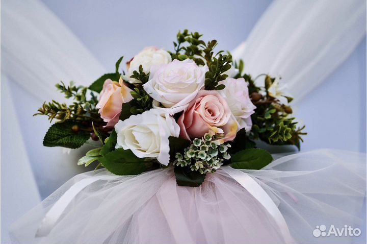 Свадебные украшения на машину