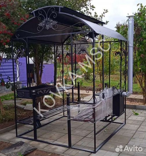 Беседка с мангалом