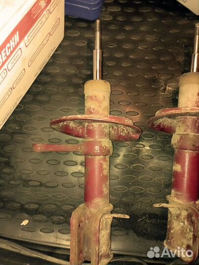 Стойки калина рабочие с пружинами