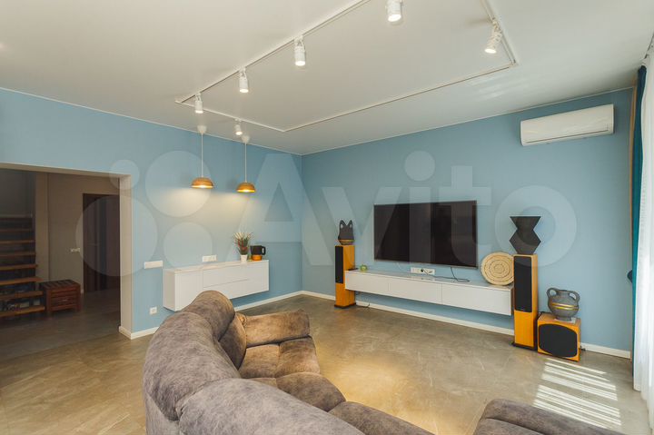 Дом 147,7 м² на участке 6,4 сот.