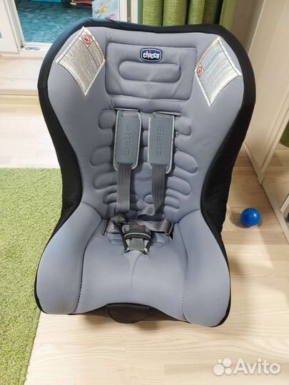Детское автокресло chicco