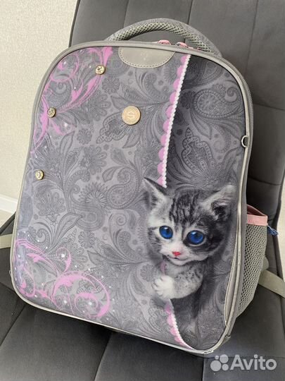 Школьный рюкзак