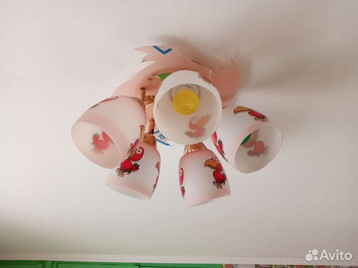 Люстра в детскую комнату