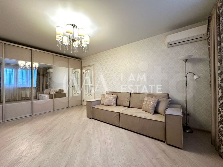 2-к. квартира, 54 м², 10/17 эт.