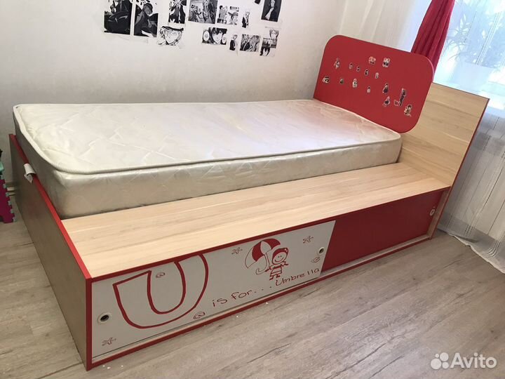 Мебель в детскую комнату