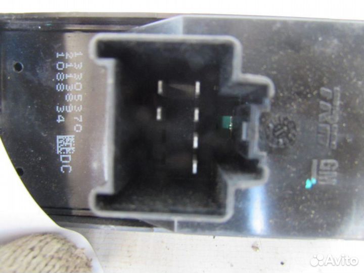 Кнопка стеклоподъемника для Chevrolet Cruze 1 200