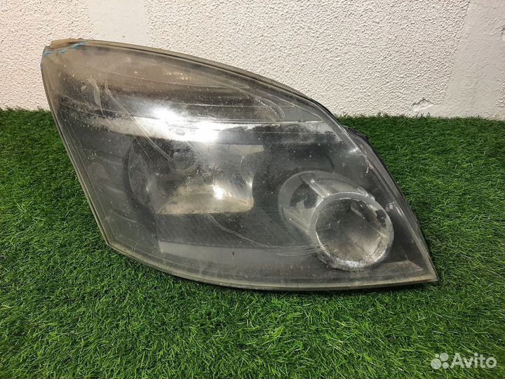 В наличии: Фара правая Great Wall Hover H3