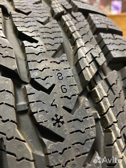 Nokian Tyres Hakkapeliitta CR3 215/60 R17 109R