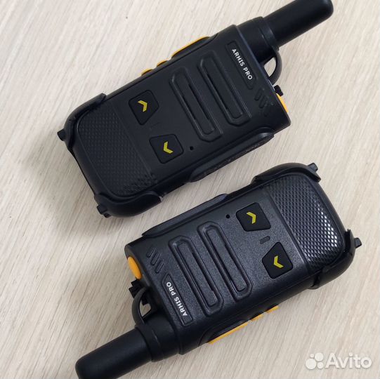 Портативные рации для официантов в кафе ресторан