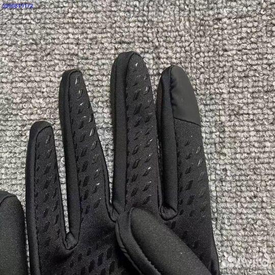 Перчатки Nike Hyperwarm