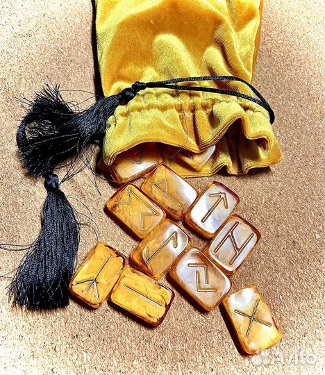 Расклад на таро, рунах, симболон за донейшн