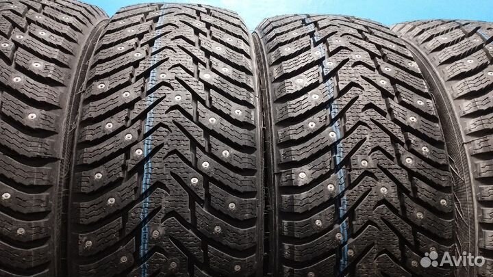 Nokian Tyres Nordman 8 SUV 215/65 R16