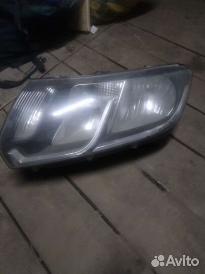 Фара левая renault logan 2
