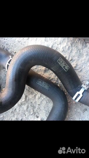 Патрубок системы охлаждения Форд Фокус2