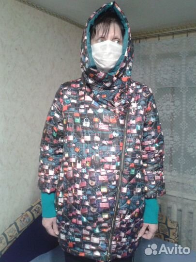 Куртка женская демисезонная. Размер 52
