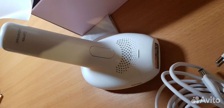 Фотоэпилятор Philips Lumea Advanced SC1995