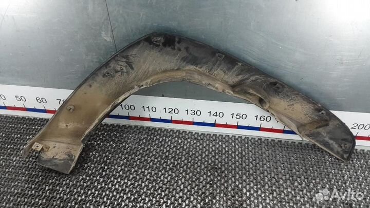 Молдинг переднего левого крыла Nissan Patrol